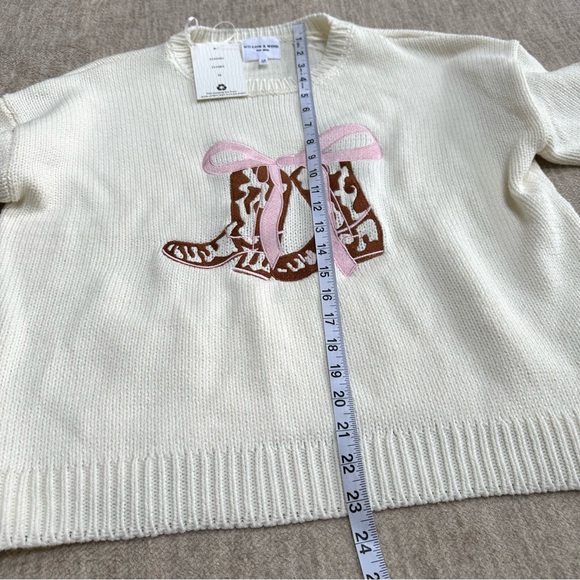 New with tags! Pink Bow and Cowgirl Boots Knit Sweater Ivory Medium M - Picture 5 of 7